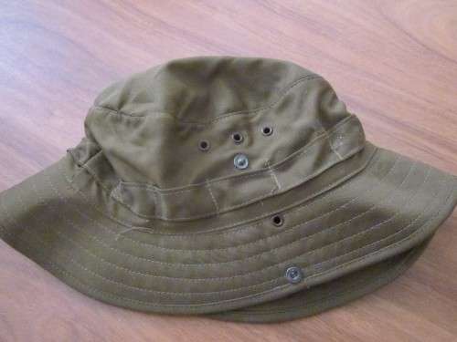 Nutria Boshoed 1989 Size 58