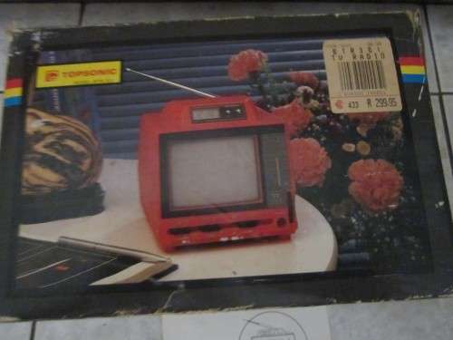 TOPSONIC HANDY 4.5" MINI TV MODEL BTR-301 BLACK AND WHITE