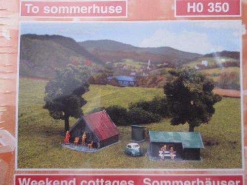 Weekend Cottages HO kits