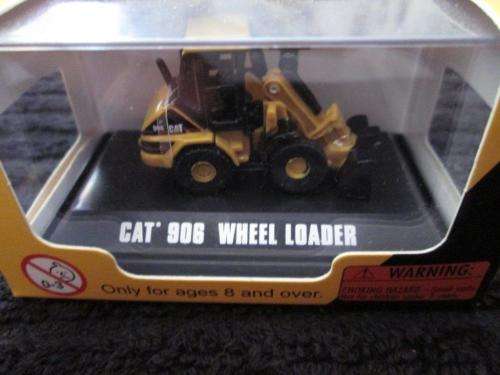 CAT 906 Wheel Loader