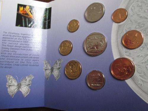 1999 Uncirculated Coin Set, Baby set cover and little card but NOT a baby set