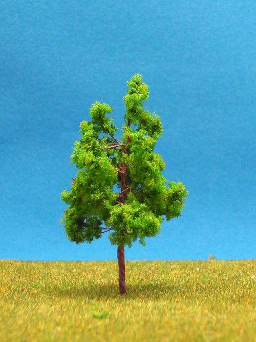 10 HO or N Scale trees 5cm high