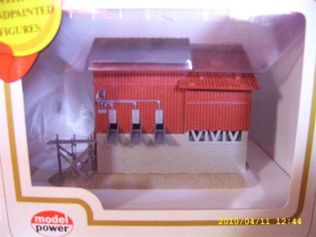 STONE AND GRAVEL DEPOT N SCALE