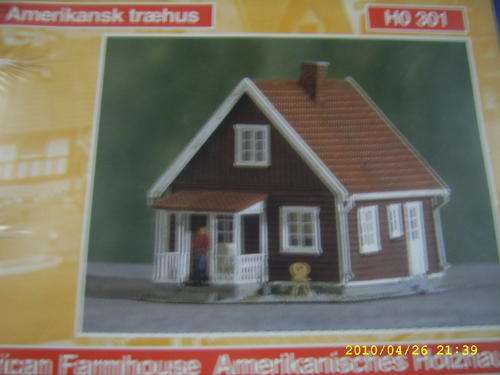 NEW COUNTRY STYLE FARMHOUSE HO SCALE KIT