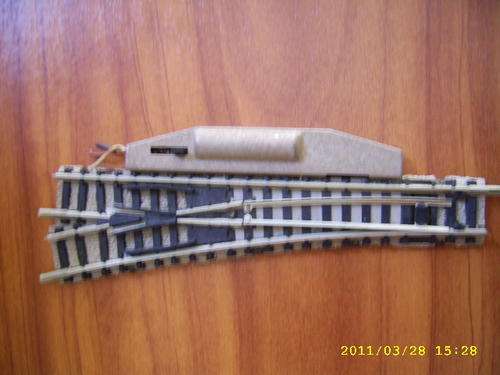 N Scale Fleischmann Single Point Electric Left (FL 9172)
