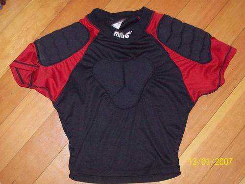 Mitre Junior Shoulder pads (Small)