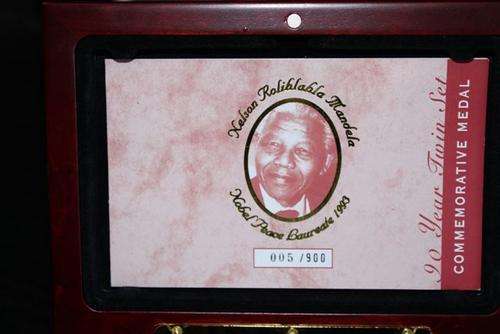 Mandela 90th Birthday Twin Set