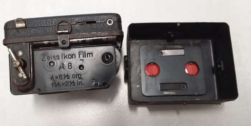 ZEISS IKON BABY BOX FILM CAMERA
