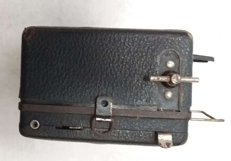ZEISS IKON BABY BOX FILM CAMERA