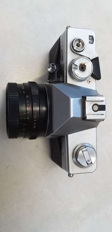 Praktica TL 1000 super FILM Camera
