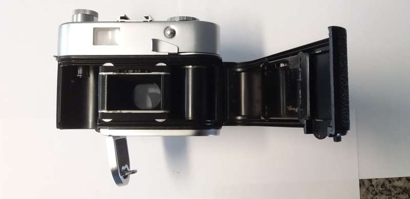 Voigtlander Vito BL 35mm FILM Camera In good condition, plus Vito Automatic for spares or display