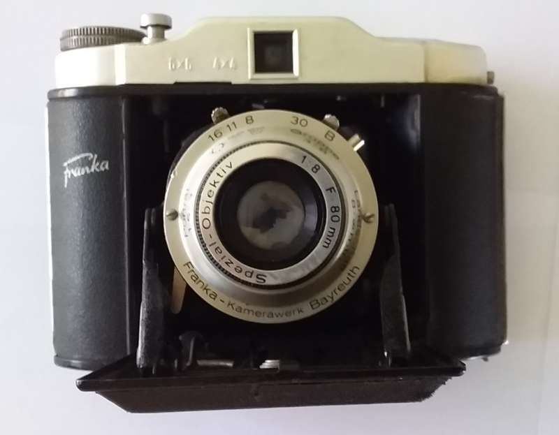 Franka Solida Record Folding Camera in good condition.