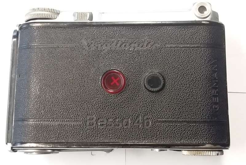 Vintage Voigtlander Bressa 46 folding FILM camera in good condition
