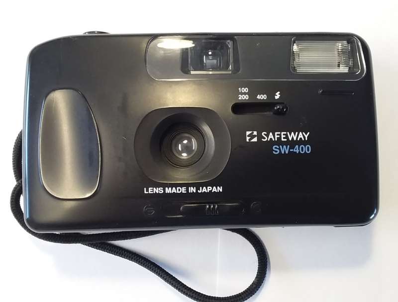 Safeway SW-400 35mm FILM camera in excellent condition.