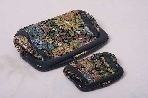 Lovely Tapestry - like Clutch Bag with Matching Purse