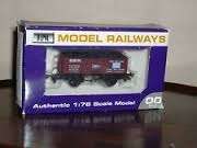 DAPOL. N GAUGE N'THUSIASTS 5 PLANK WAGON