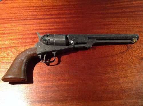 Rmj old frontier ,cal 36 ,colt navy revolver (1859.69) civilian and Janik model ,,model doesn't fire