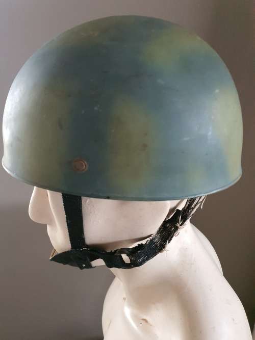 Rhodesian Army Parabat Jump Helmet   (original and super rare )