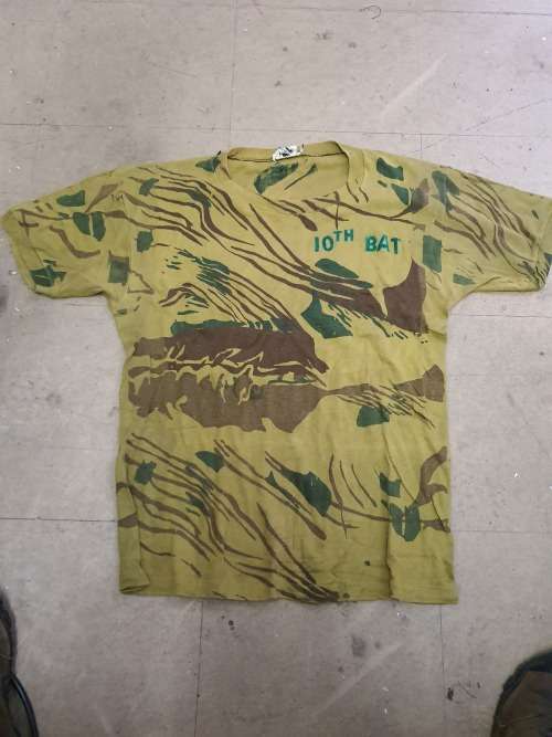 Rhodesian Camo t shirt size small
