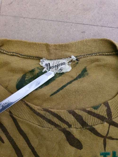 Rhodesian Camo t shirt size small