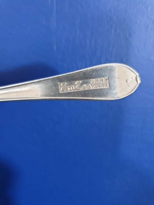 Vintage EMESS silverplated spoon set