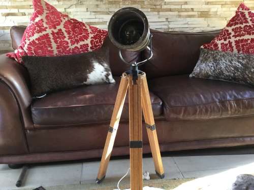 Vintage tripod lamp