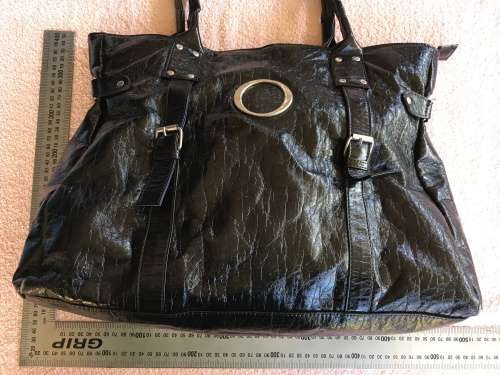 Black bag for anytime wear