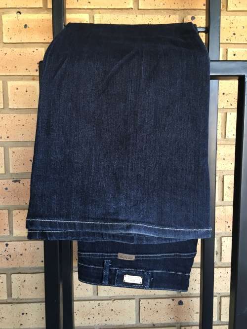 Great Bootleg Jeans with Subtle Bling