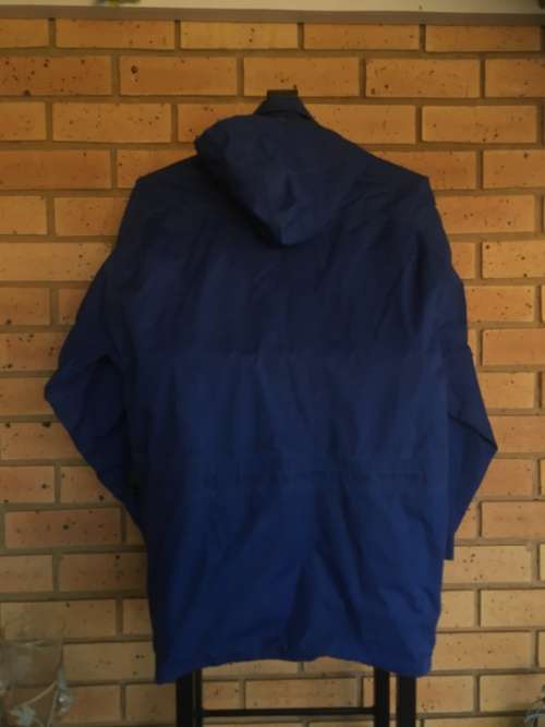Unisex DriMac in royal blue with great accessories