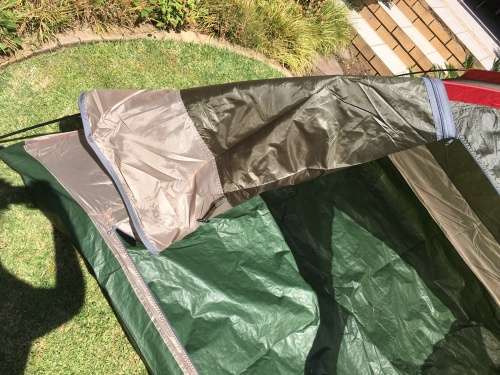 Great Three Person Dome Tent by Campmaster -  Perfect condition!