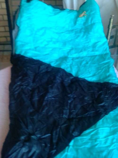 CAMP MASTER -rogue 200E sleeping bag -excellent condition