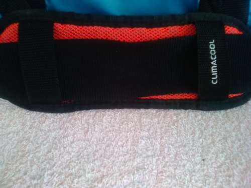 ADIDAS SPORTS BAG -GOOD CONDITION