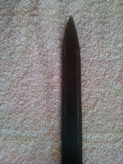 R1 BAYONET -GREAT CONDITION FOR ITS AGE