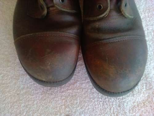 SADF BOOTS  SIZE 9