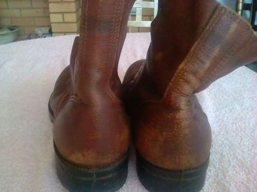 SADF BOOTS  SIZE 9