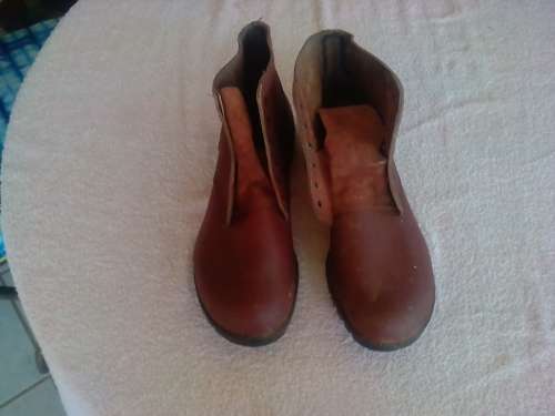 MILITARY BOOTS SIZE 10 MADE BY MARS
