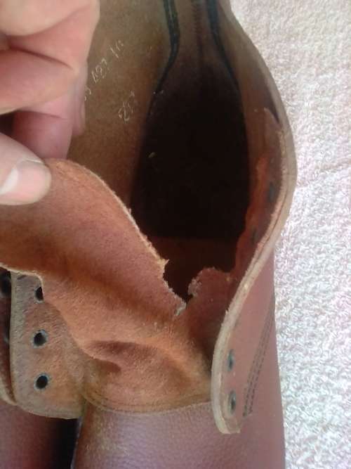 MILITARY BOOTS SIZE 10 MADE BY MARS
