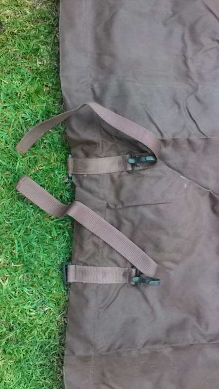SADF GROUNDSHEET WITH CLIPS 1976-GOOD CONDITION
