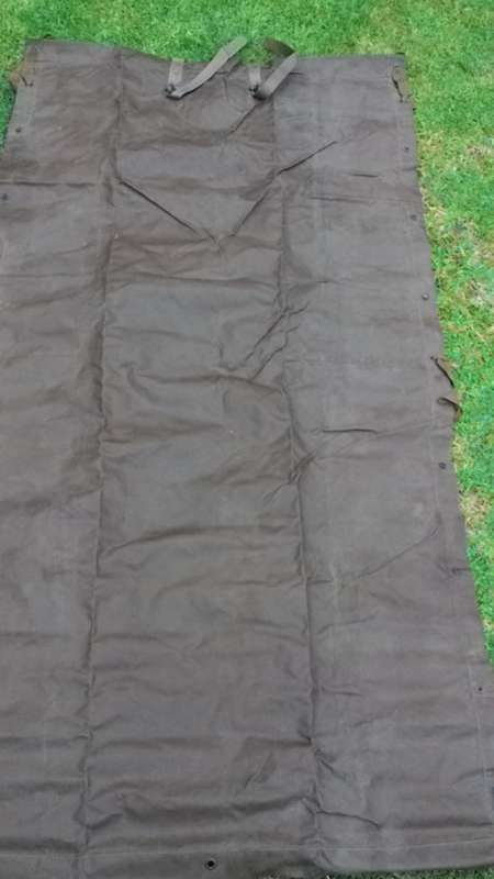 SADF GROUNDSHEET WITH CLIPS 1976-GOOD CONDITION