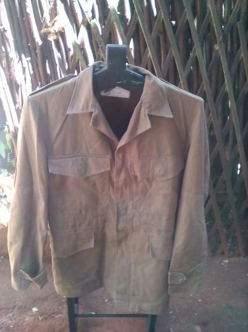 SADF BUSH JACKET SIZE LARGE 1977