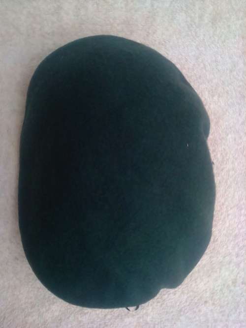 SADF GREEN BERET WITH ORIGINAL BALKIE-MEDIUM