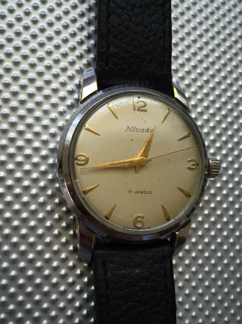 Nivada manual wind watch- RESERVED