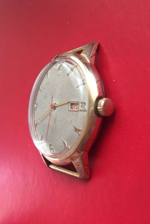 DuPont manual wind watch