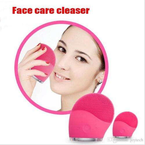 Electric Facial Cleanser, Vibratory Massage Silicone Brush Soft Pore Cleaning Tool