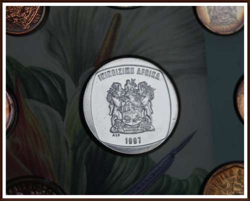 1997 Rep.S.A. Original UNC Arum Lily Coin Set, in orig pattern set cover (clear tape on sides)