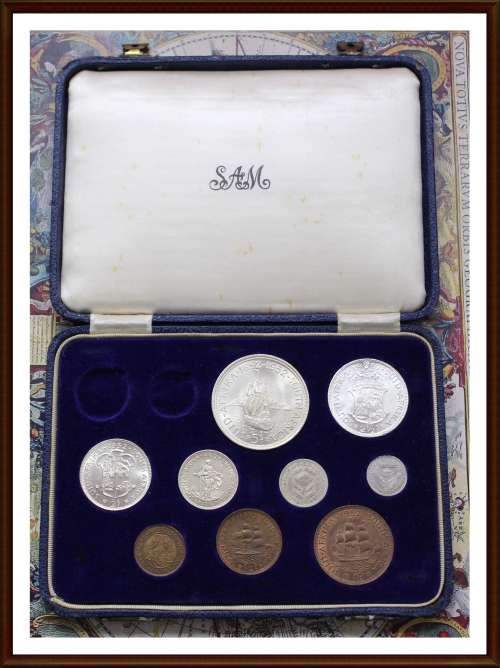 1952 S.A.U. Excellent Long Set, of  UNC and Circulated Coins, Evalue yourself, as per Photo.