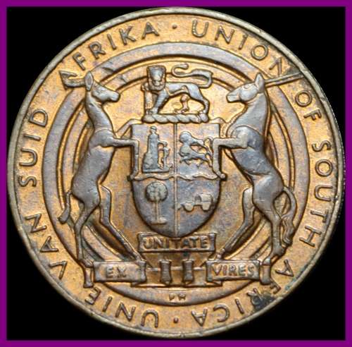 Medallion:  UNION OF SOUTH AFRICA MCMXXXV. As per Photo.