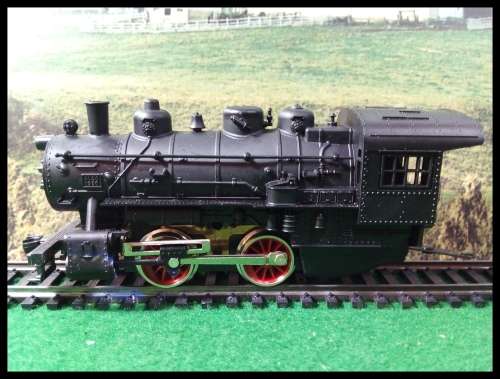 Lima Models : Model train : locomotive as per photo.