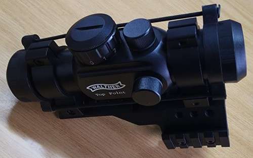 Umarex Walther Night Hawk 4.5mm 412.02.30 - RDS 1 point sight and bridge mount