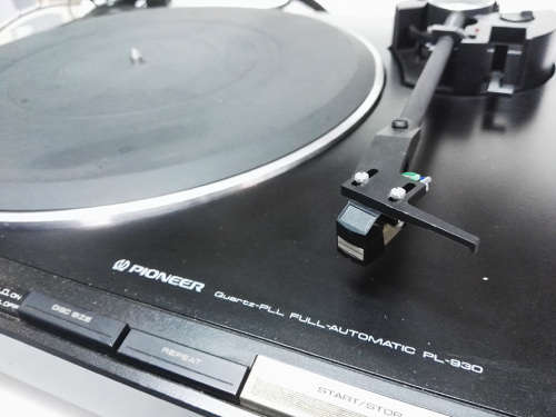 Pioneer PL-930 Turntable with Marantz Cartridge